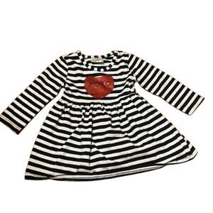 12-18mo child Black and white Heart Dress